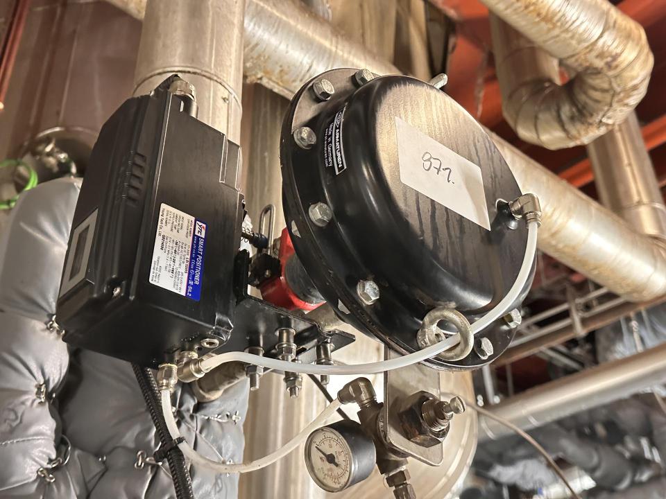 Regulating valve with Smart Positioner from YTC Valves
