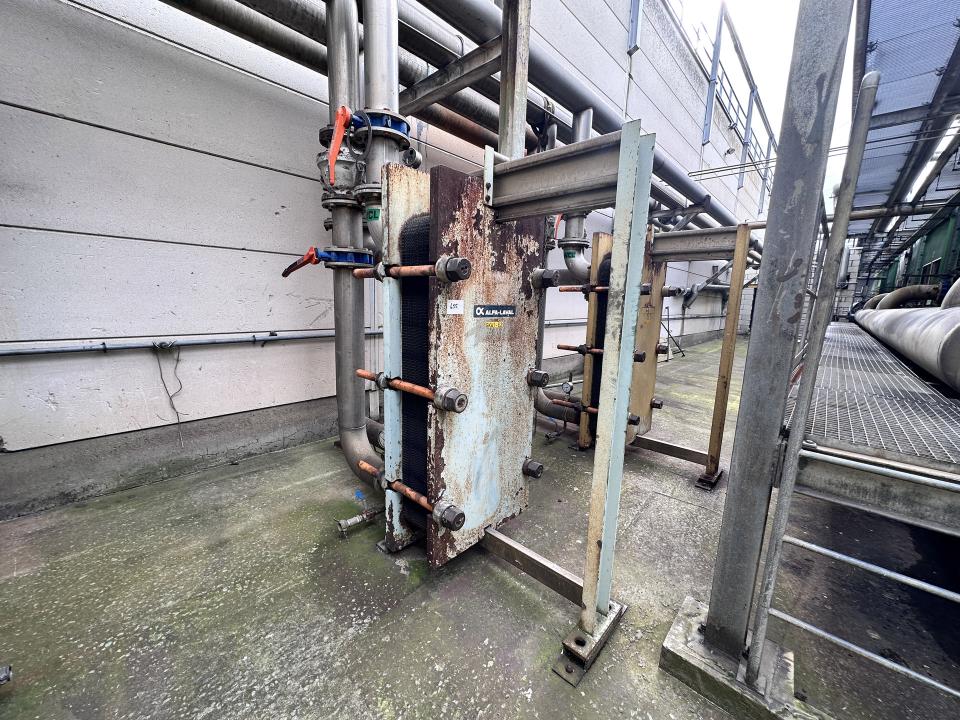 1986 Alfa-Laval A15-BFM Heat exchanger Pharmaceutical, Cosmetic and Chemistry Equipment