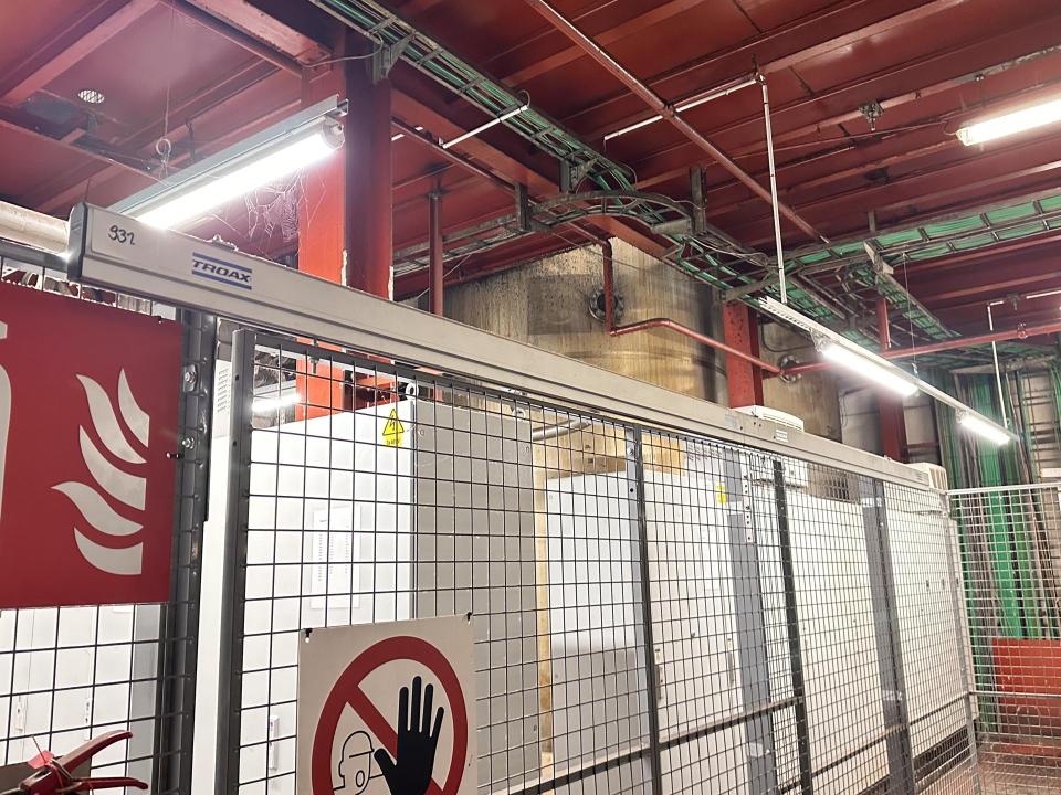 Troax industrial safety fence with sliding doors Pharmaceutical, Cosmetic and Chemistry Equipment