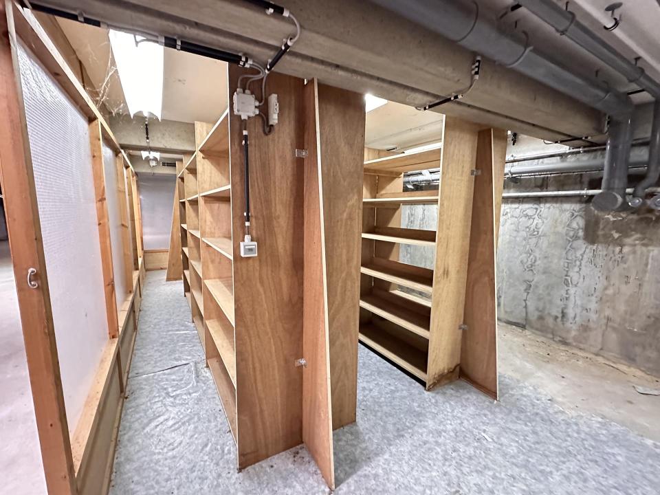 Storage furniture Racking