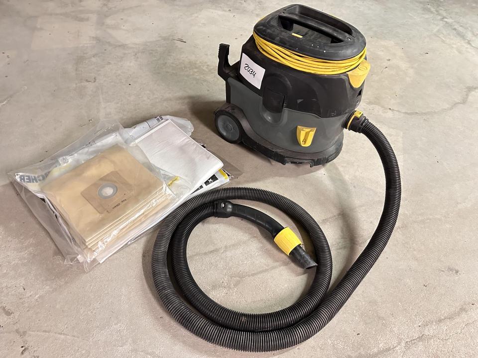 Floor cleaning machine Floor cleaners