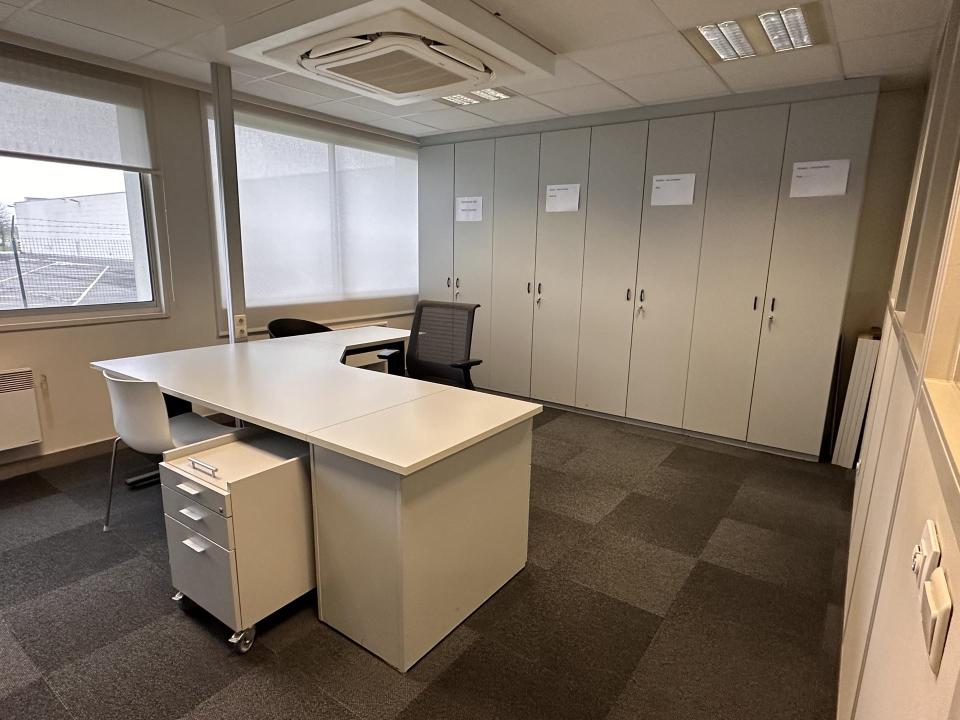 Office furnishings Office inventory