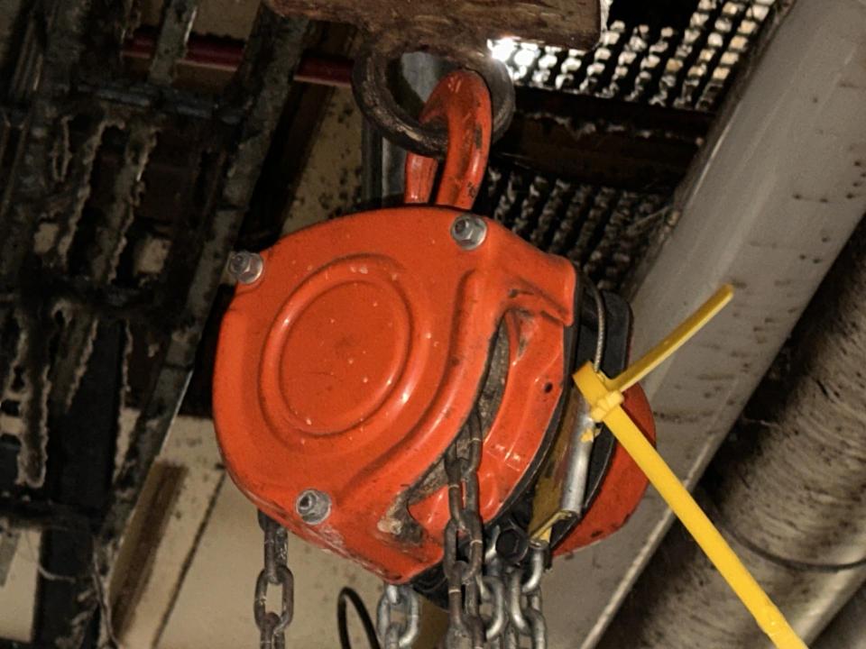 Manual chain hoist Lifting and Hoisting Equipment