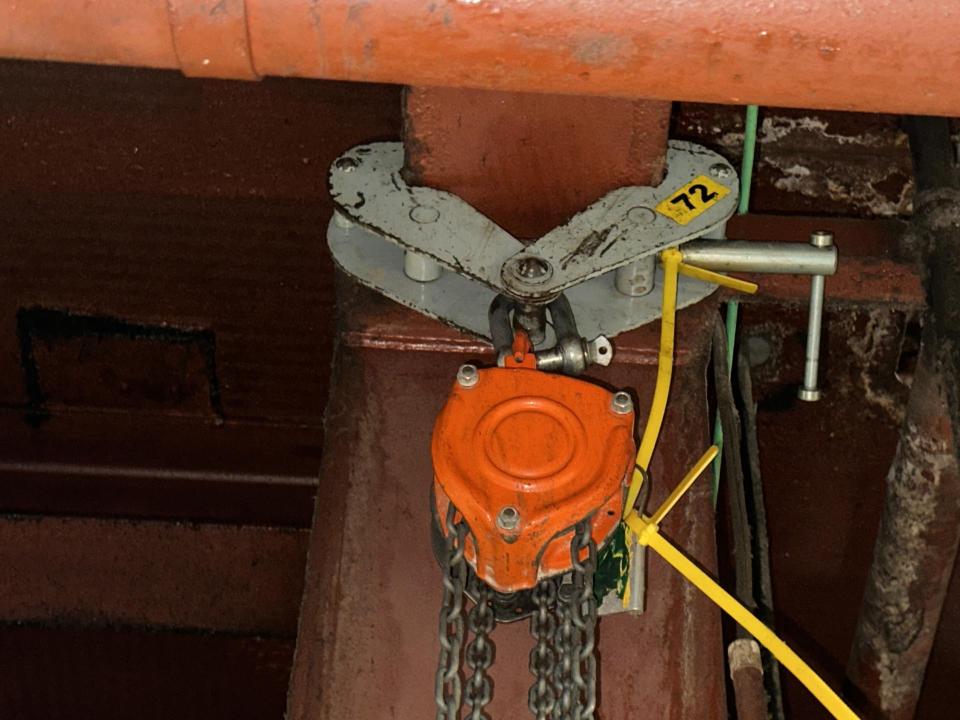 Manual chain hoist Lifting and Hoisting Equipment