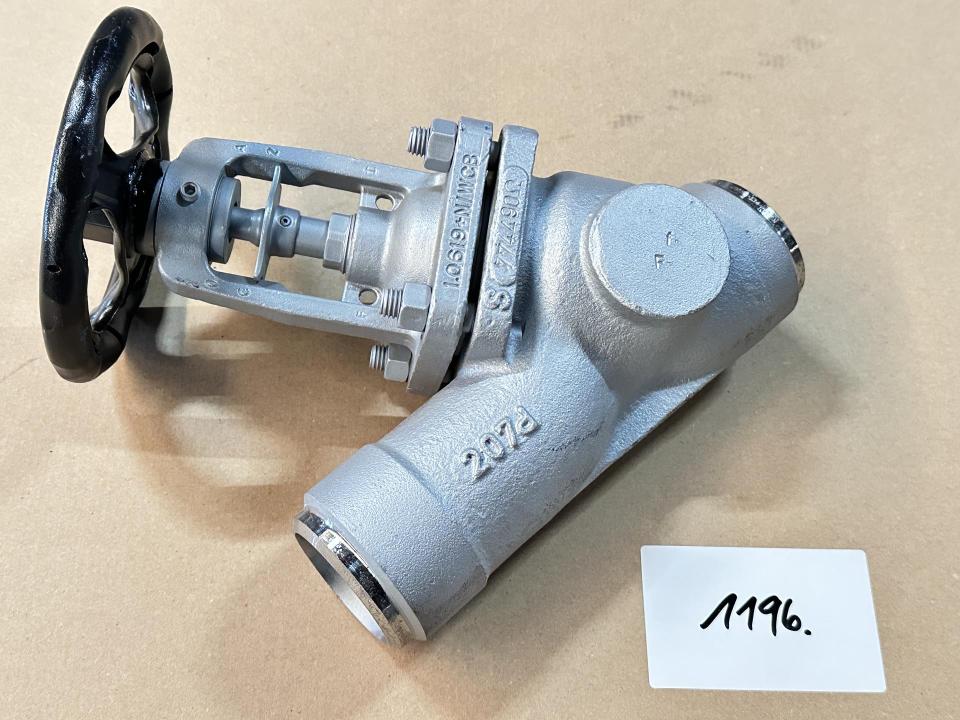 NEW Steel globe Valve Valves