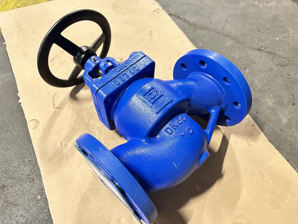 NEW Shut-off valve Valves