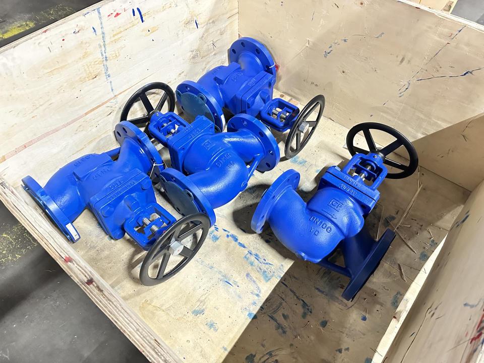 NEW Steel globe Valve Valves