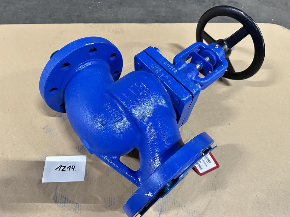 NEW Steel globe Valve Valves