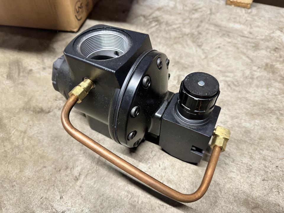 Air driven pressure regulators/boosters 