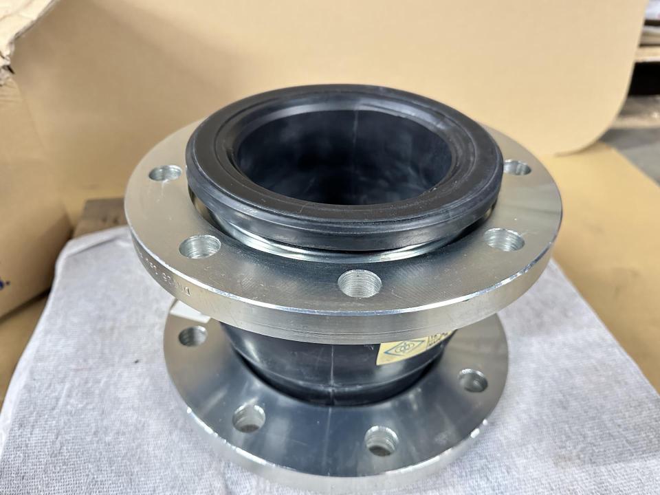 Expansion flange Metal stock