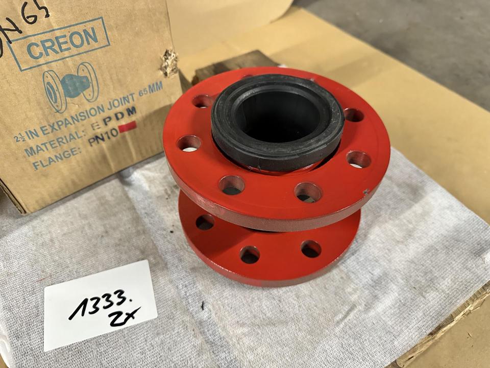 Expansion flange 65mm Metal stock