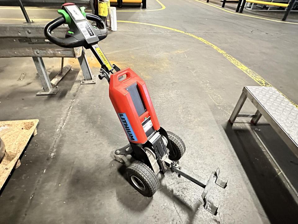Hand pallet truck Internal Transportation