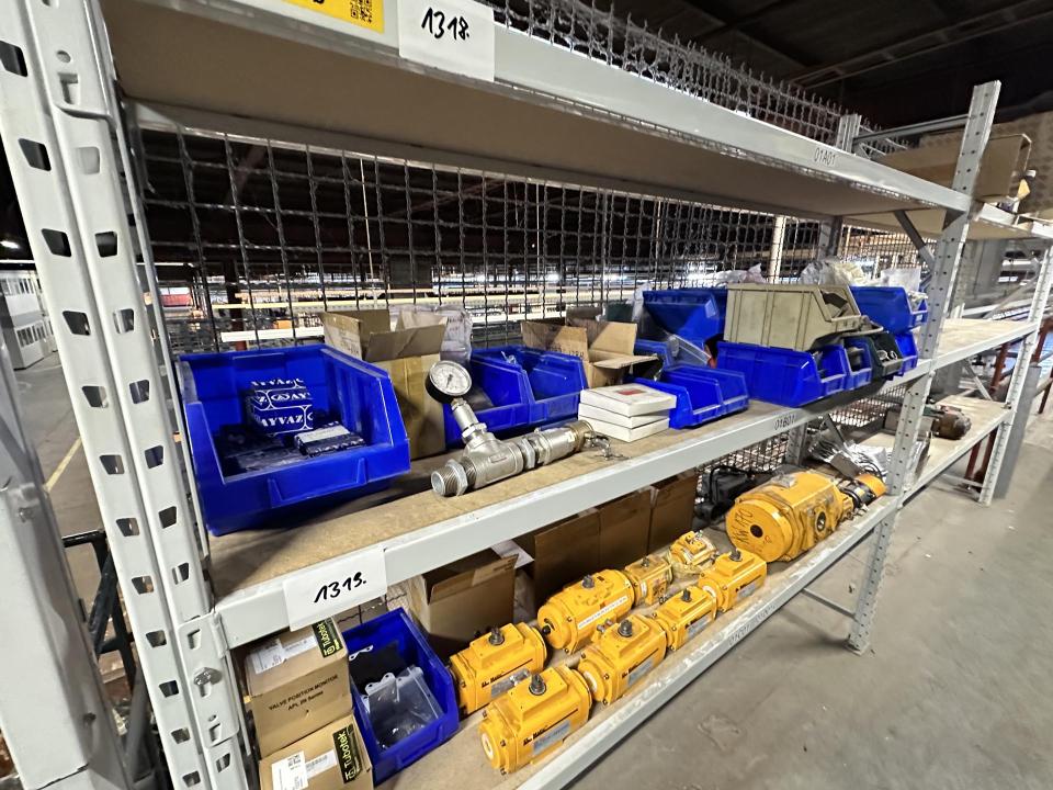 Large stock of spare parts Spare Parts