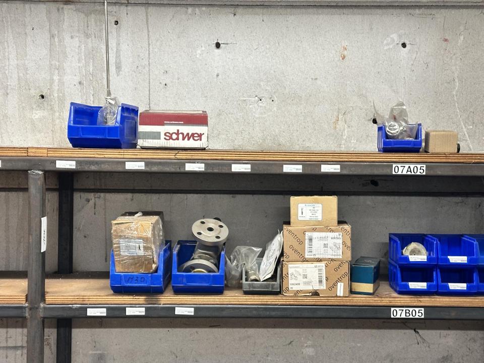 Lot of spare parts / accessories Metal stock