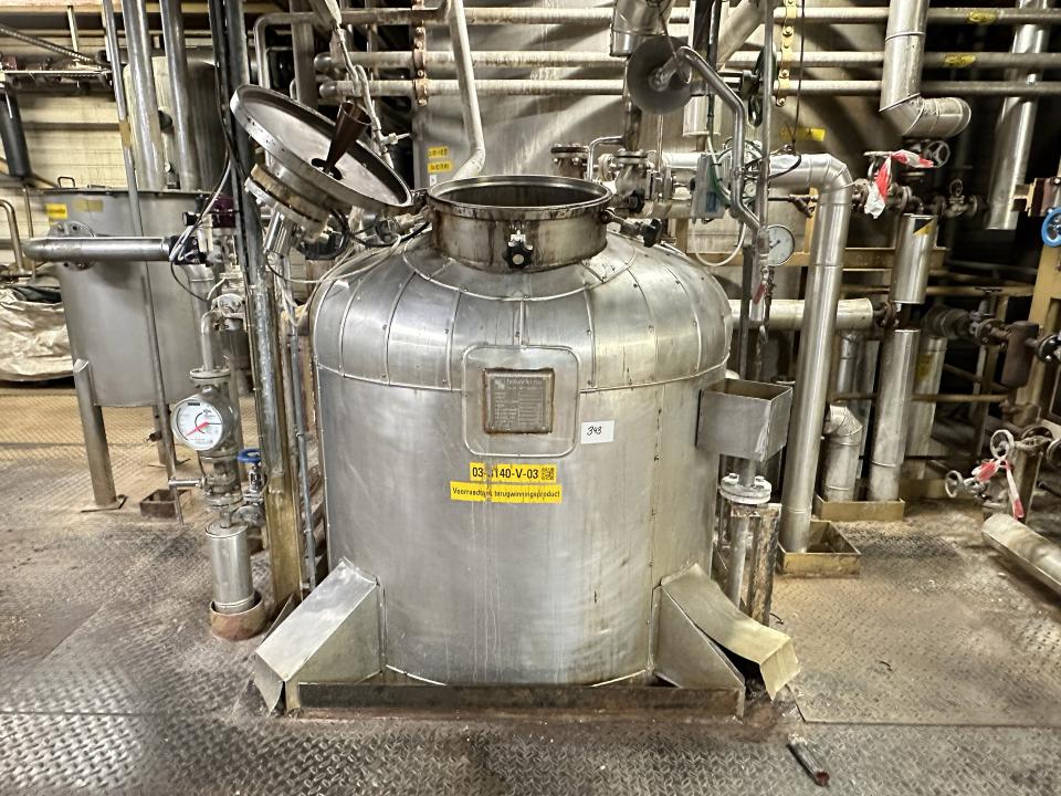 Tank / Vessel Process Equipment and Machines