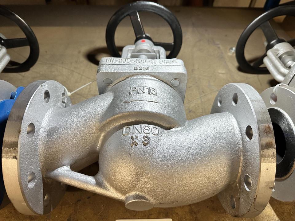 Globe valve Valves
