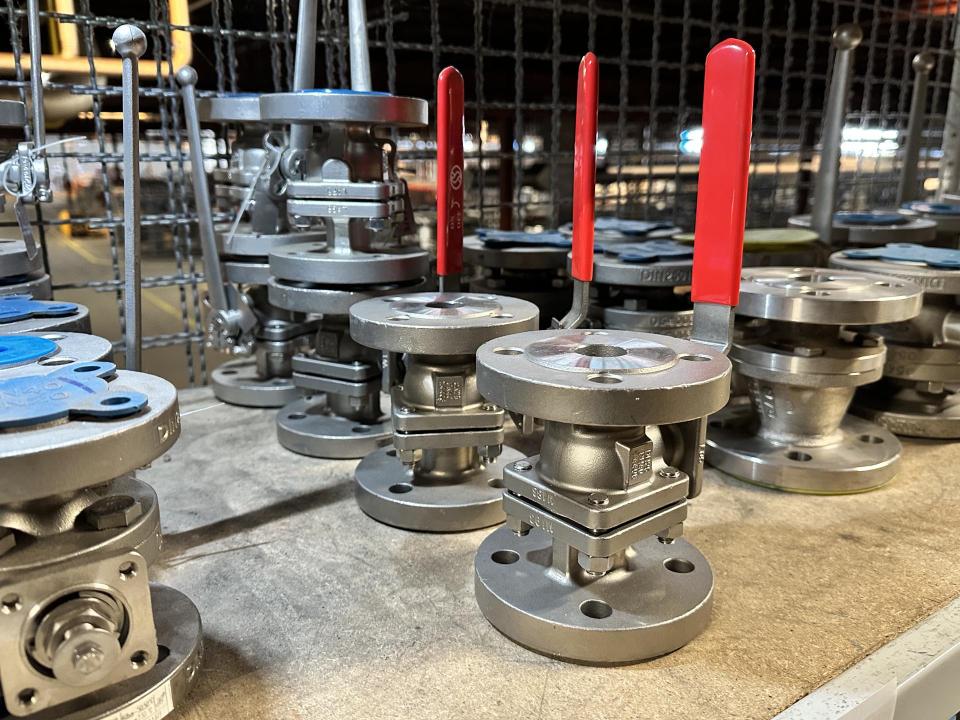 Large stock of spare parts Spare Parts