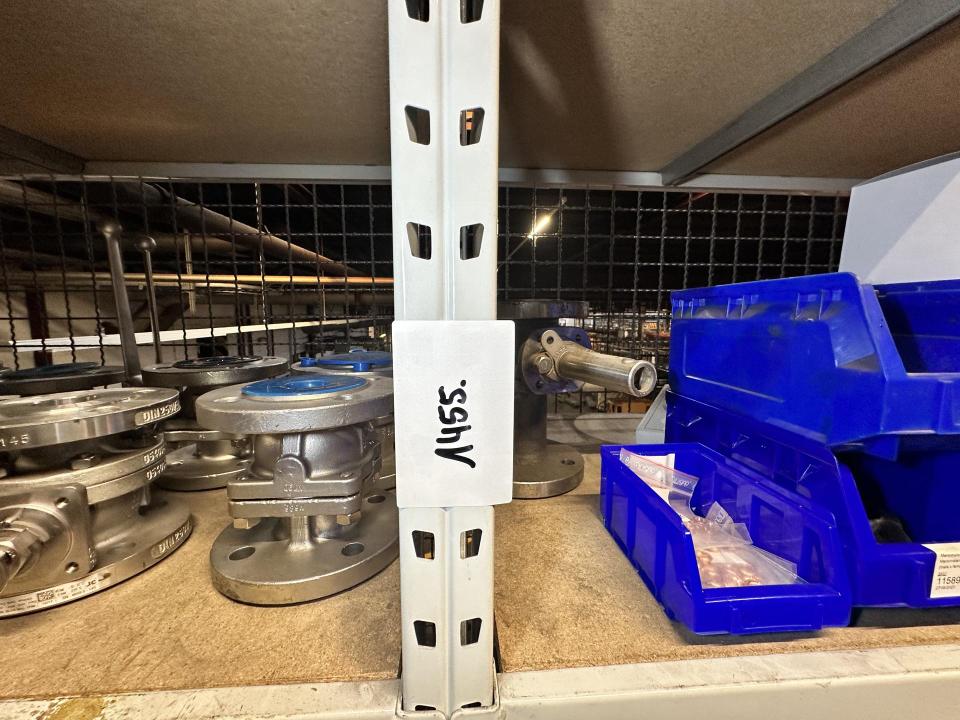 Large stock of spare parts Spare Parts