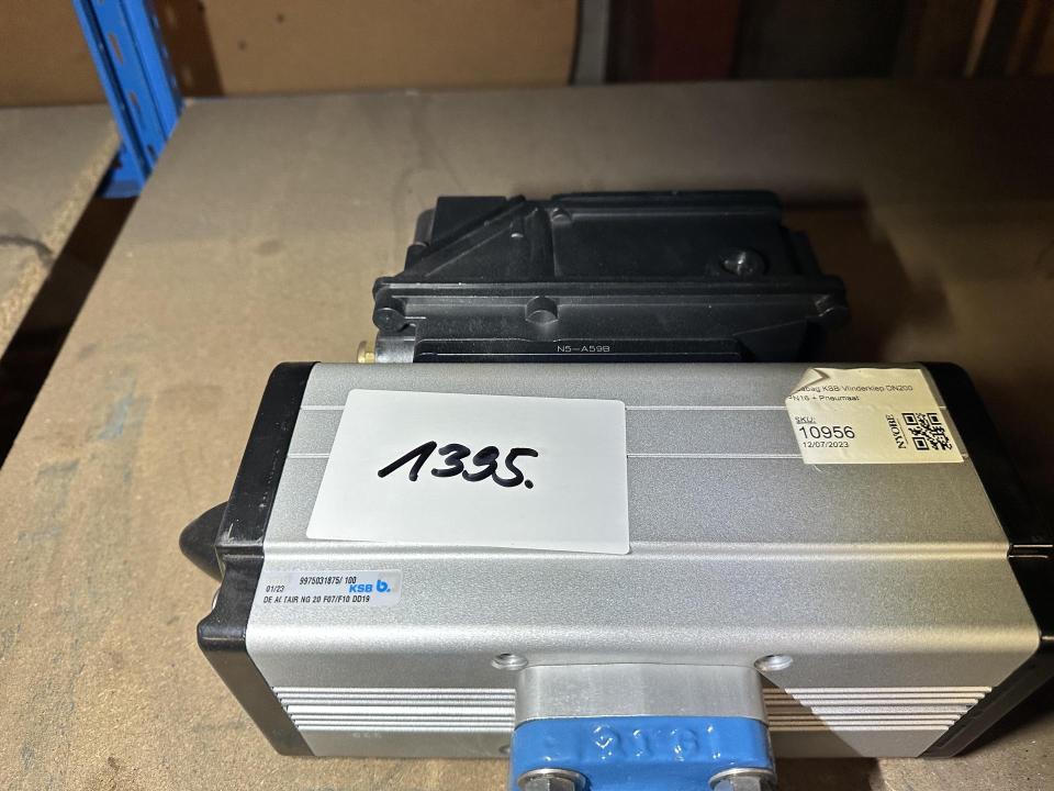 Pneumatic slide valves Valves