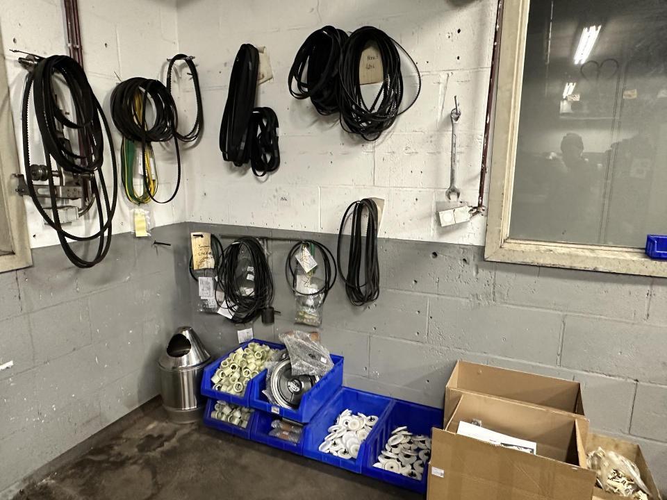 V-belt - spare parts Metal stock