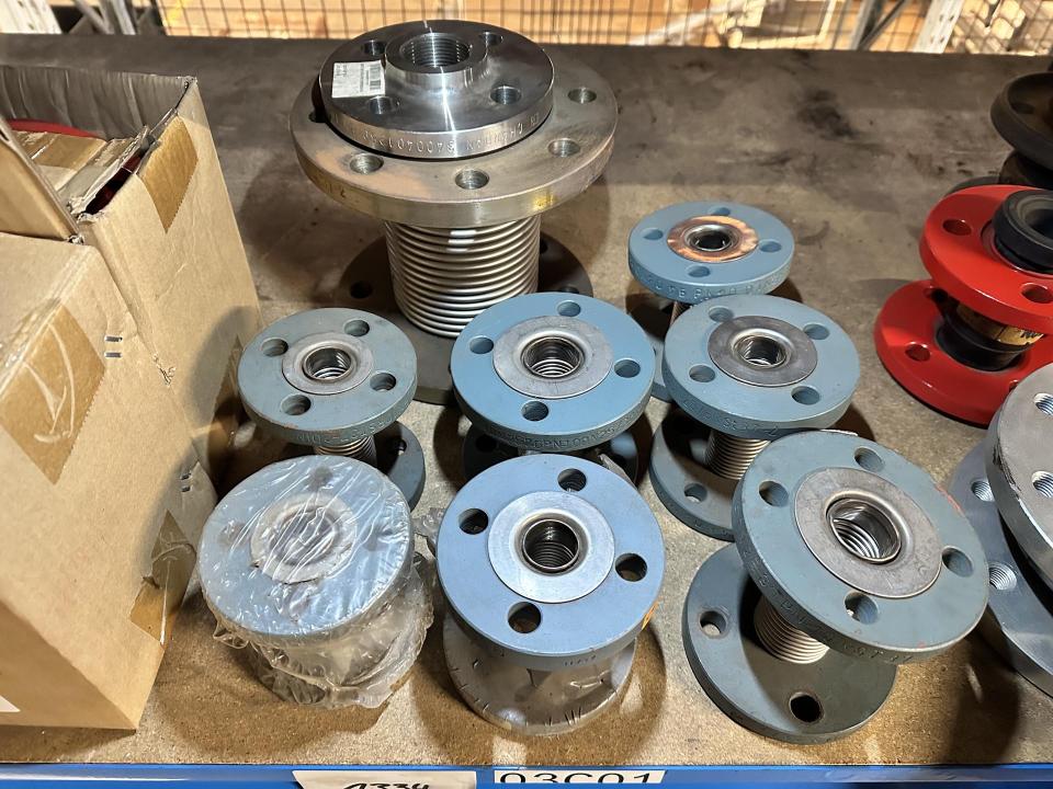 Steel expansion joint Metal stock