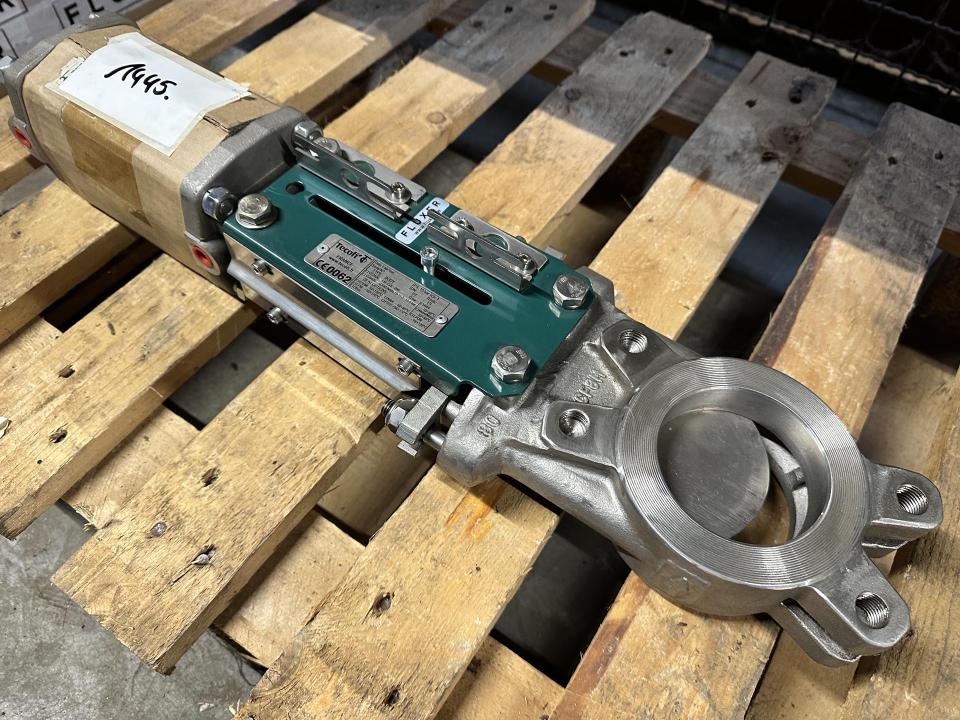Valve Storage and Handling
