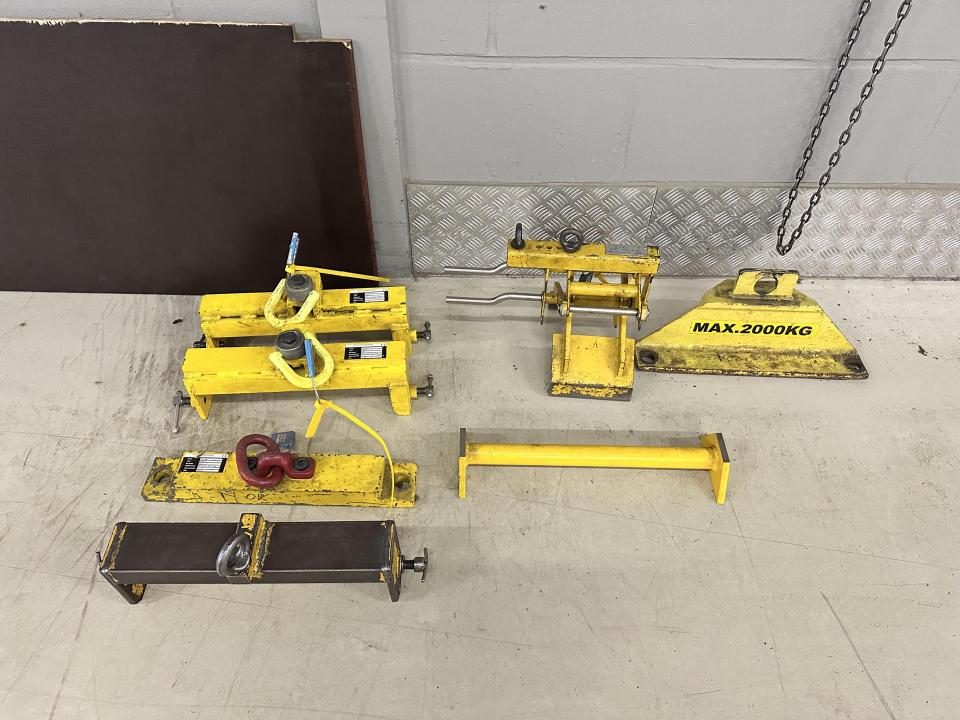 Various lifting tools Lifting and Hoisting Equipment