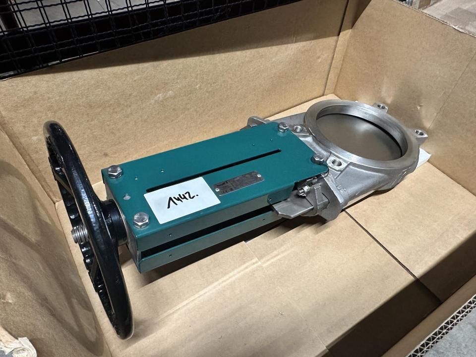 Valve image