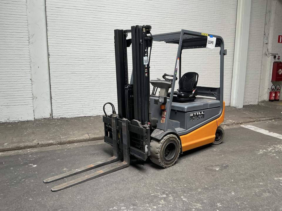 Forklift Internal Transportation