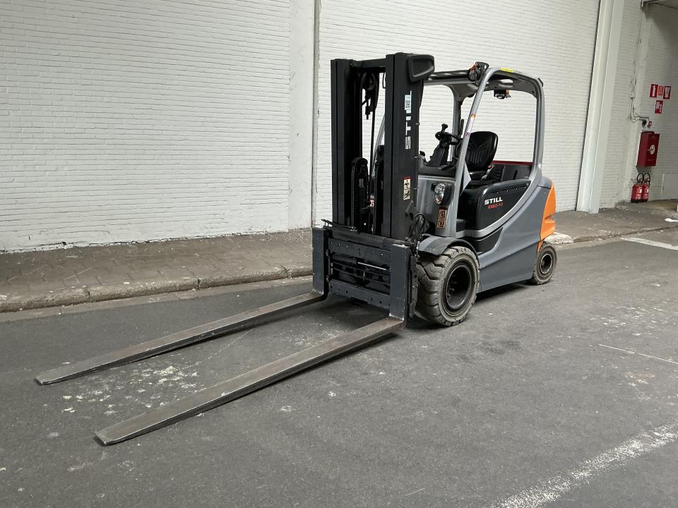 Forklift Internal Transportation