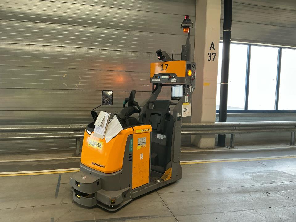 Tow Tractor Internal Transportation