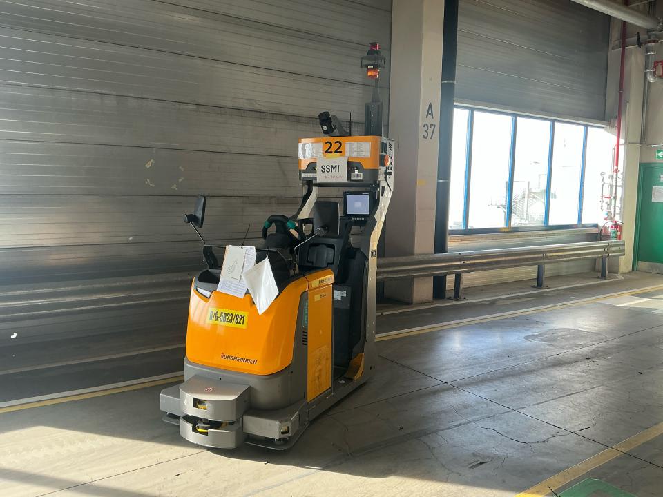 Tow Tractor Internal Transportation