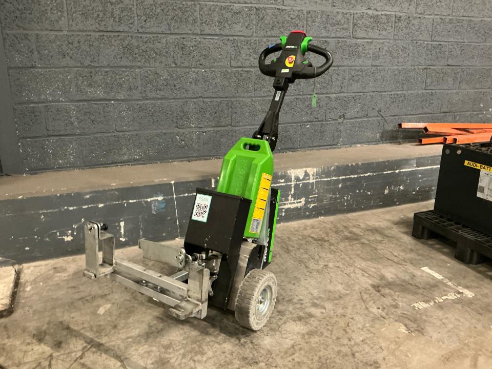 Tow Tug Internal Transportation