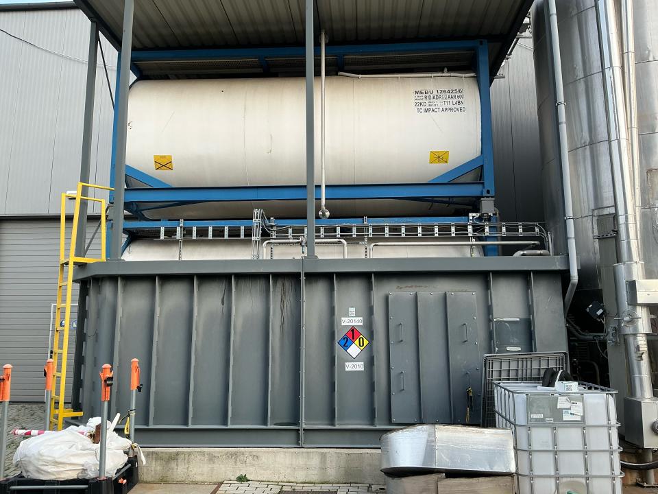 glycol storage vessel 