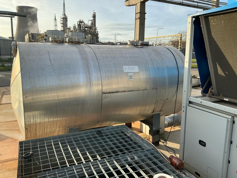 Opslagvat onthard water stoom-unit 