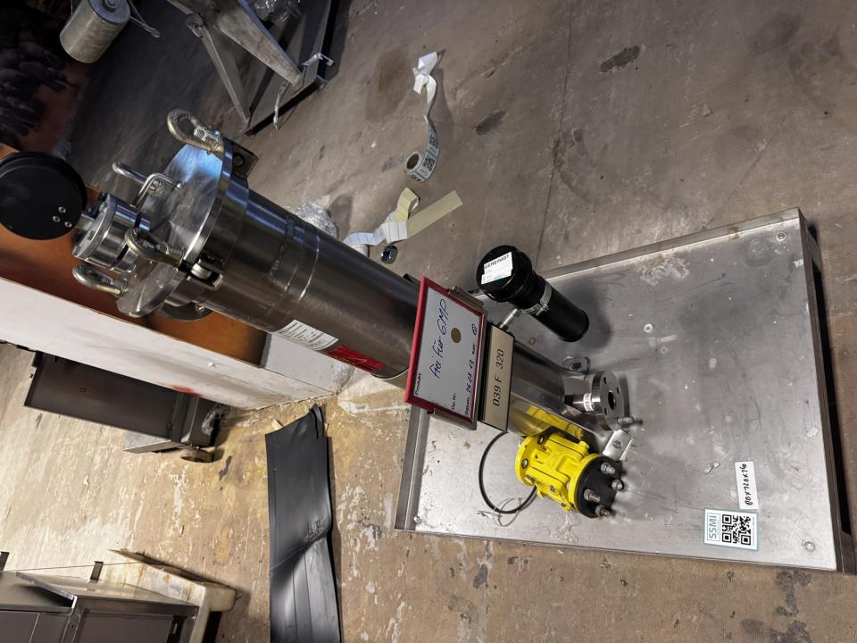 Mobile bag filter with collection tray Filters