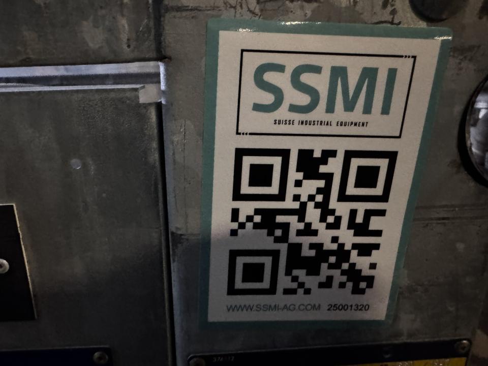 Mobile stainless steel container 1000 liter Containers