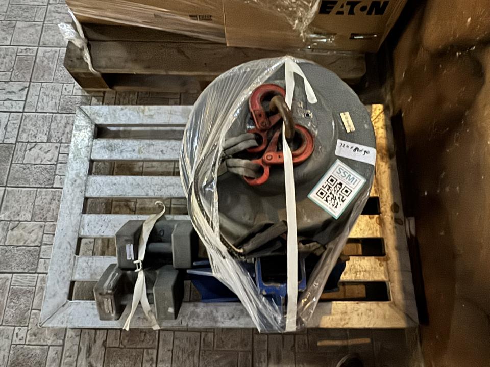 Scales, weights, collection 