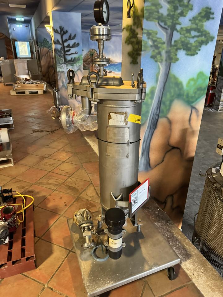 Filter, stainless steel, 140°C, 6 bar, steam-heatable Various pharmaceutical, cosmetic and chemical