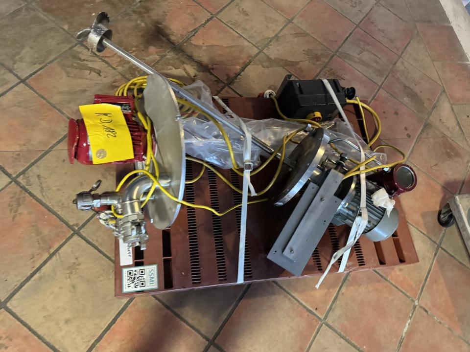 Mobile agitators for IBC/tank; 2x Agitation Equipment