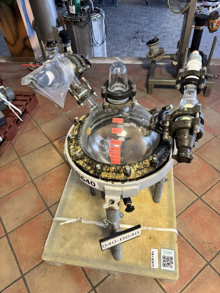 	mobile glass template, 040-B640 Various pharmaceutical, cosmetic and chemical