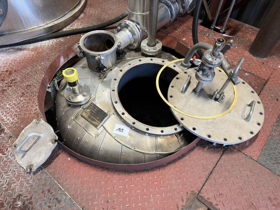 Tank / Vessel Vertical Storage Tanks