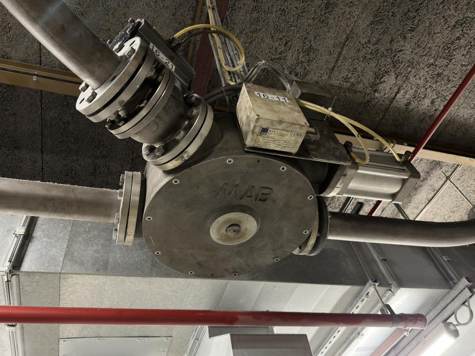 Pipe switch image