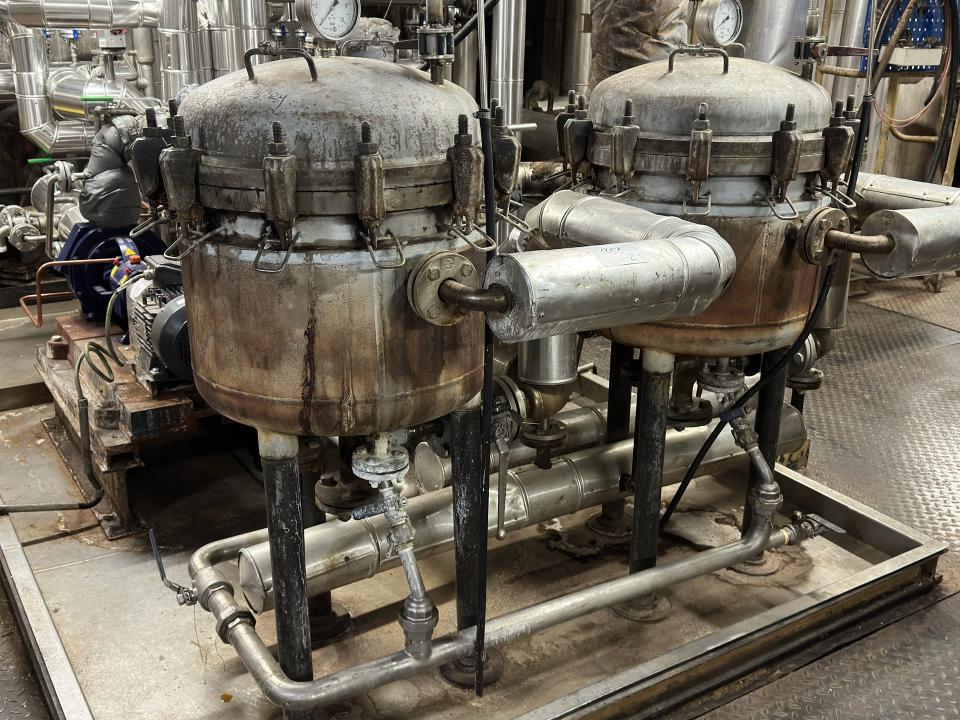 Tank / Vessel Vertical Storage Tanks