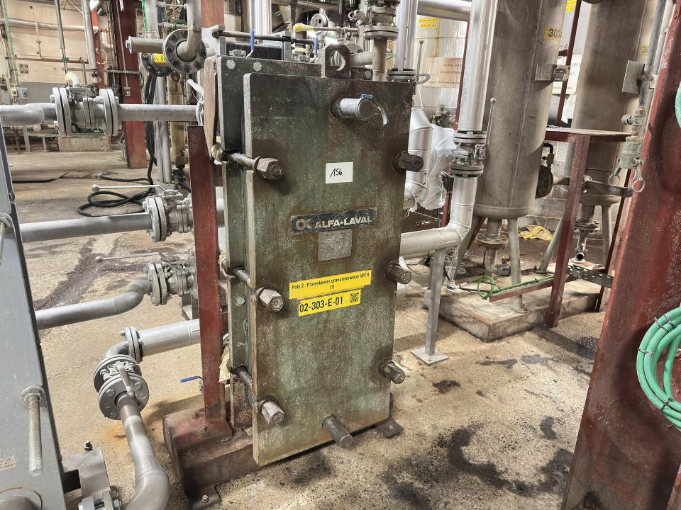 1981 Alfa-Laval P32-VX Plate cooler Pharmaceutical, Cosmetic and Chemistry Equipment
