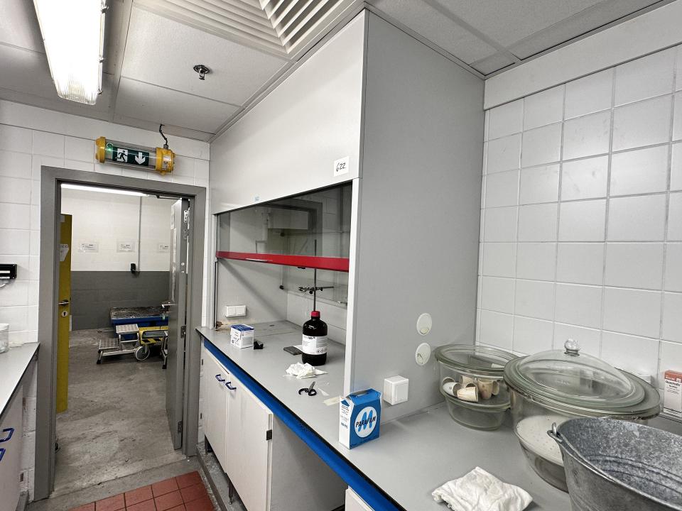 Laboratory Equipment Cabinet Various Laboratory Equipment