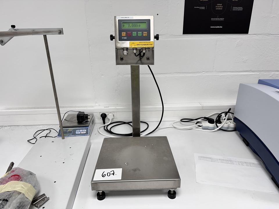 Trescal IT1000 Laboratory scale Weighing Scales
