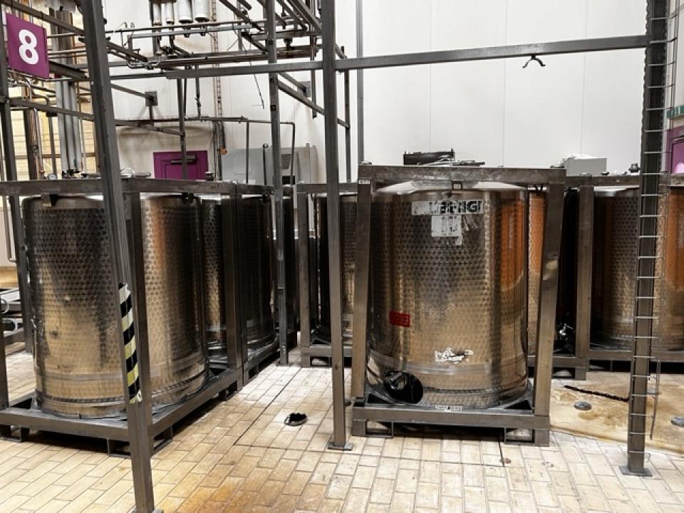 Creamtank 11 x 800 ltr image
