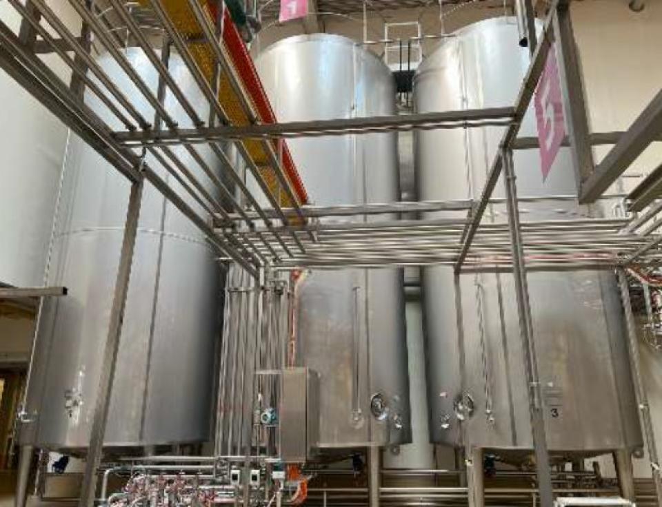 Raw milk tanks 3 x 40.000 ltr Milking Installations