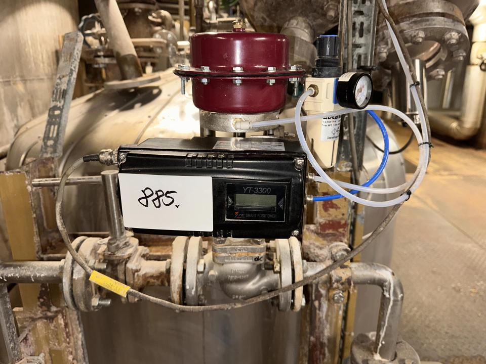 Regulating valve with Smart Positioner Valves